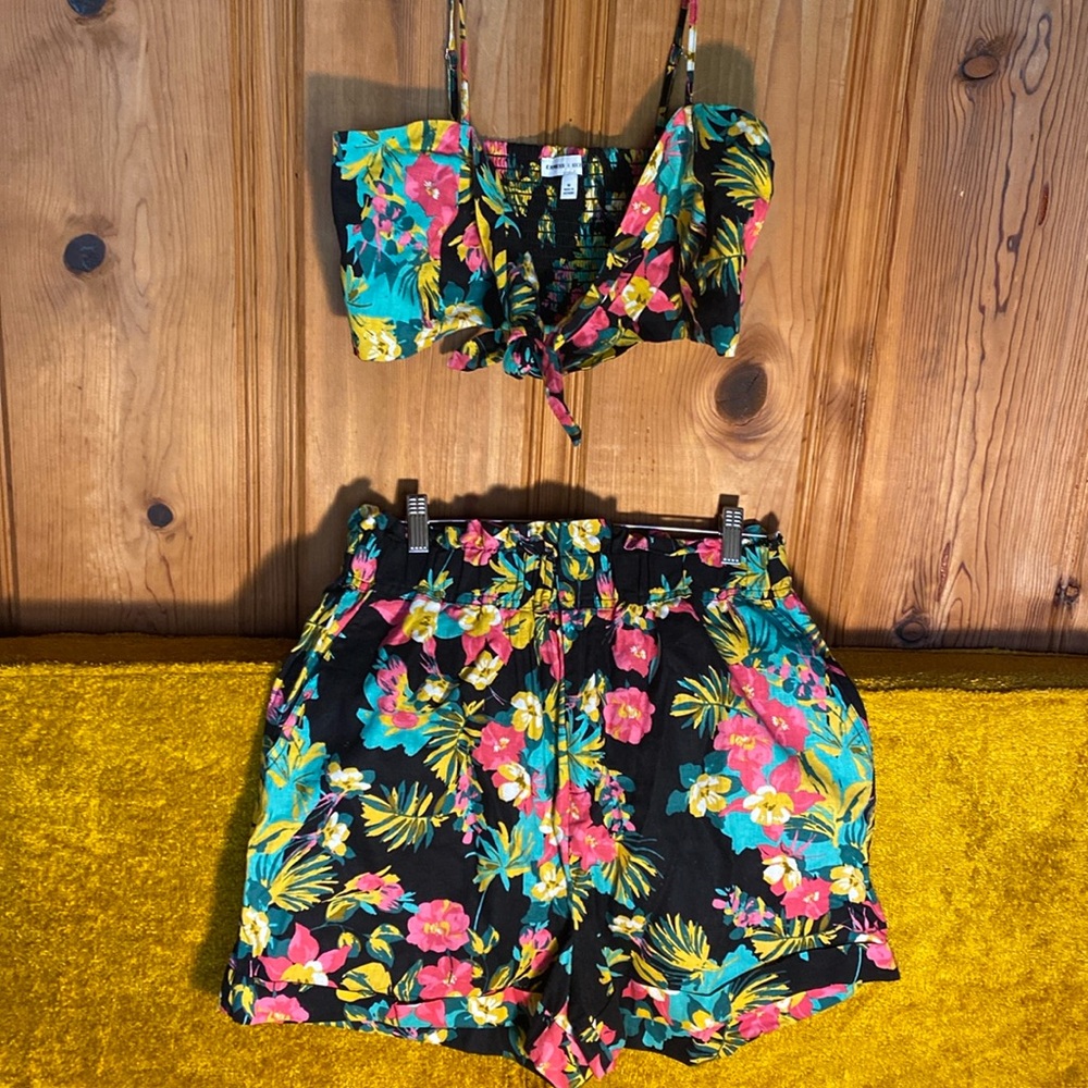Express x Rocky Barnes 2 piece short set